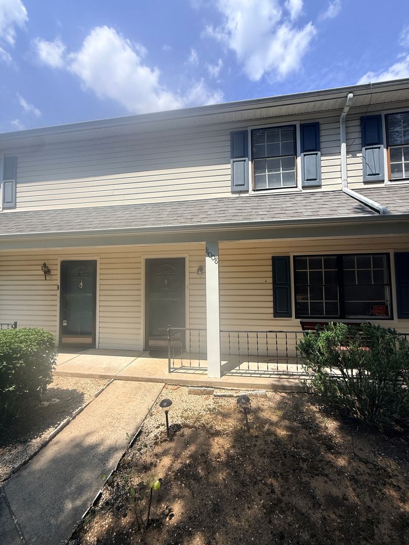 Charlotte Townhome: 11008 Hunter Trail Ln