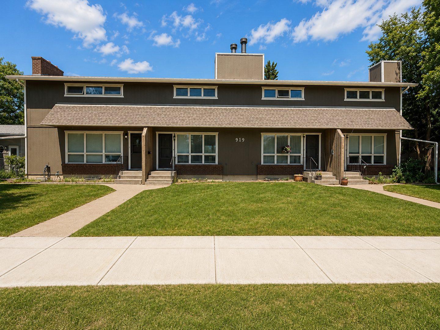Great Falls Apartment: 919 1st Ave SW