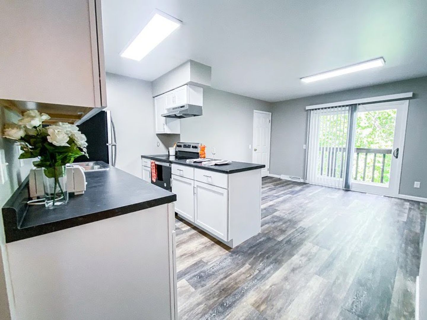 Fitchburg Apartment: 4610 Jenewein Rd