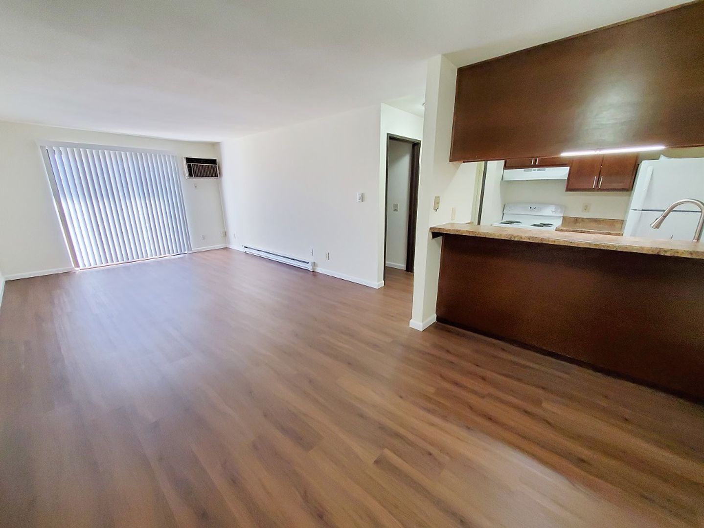 Fitchburg Apartment: 2113 Red Arrow Trail #1