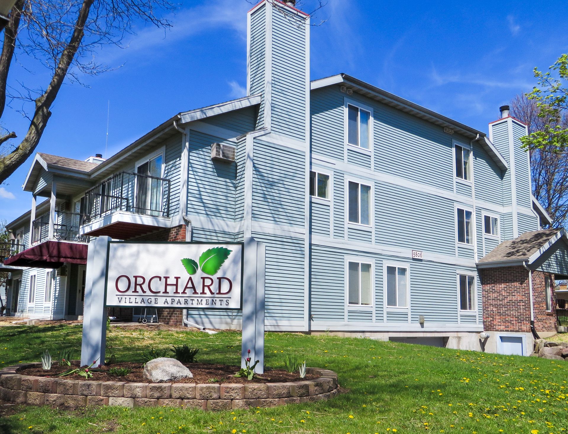 Madison Apartment: 5806 Raymond Road