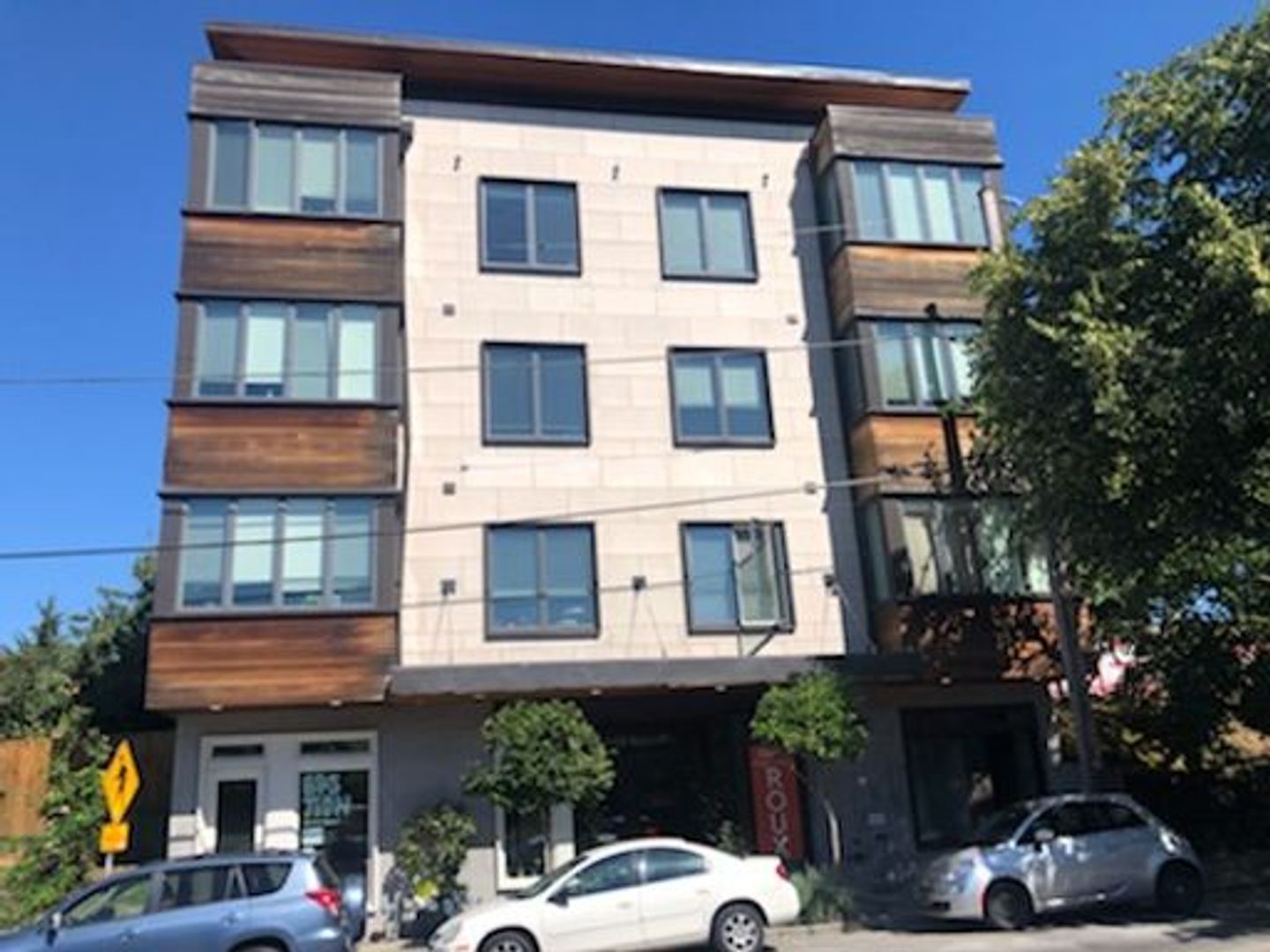 Portland Apartment: 4326 N. Mississippi Ave