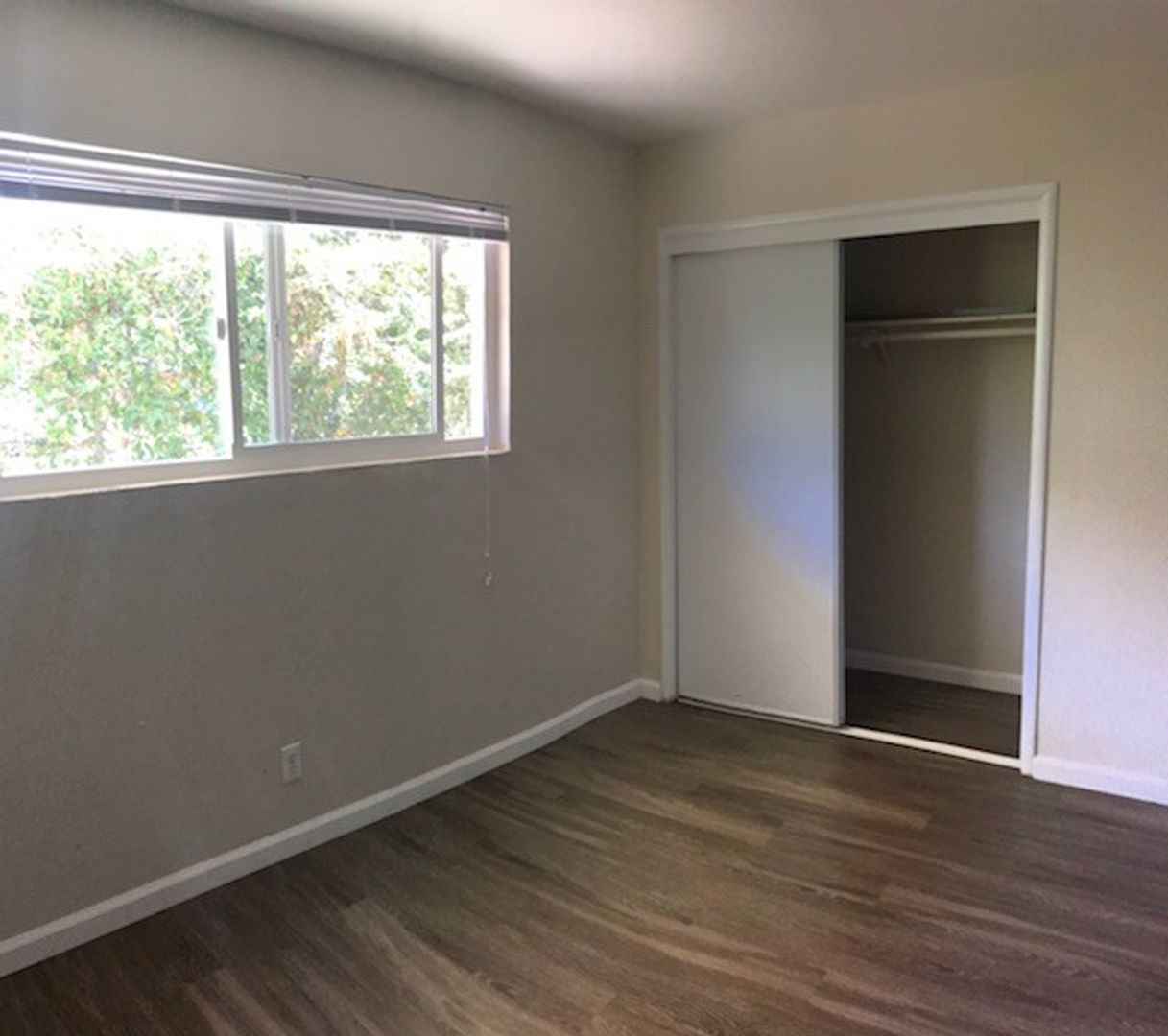 San Leandro Apartment: 1570 164th Ave