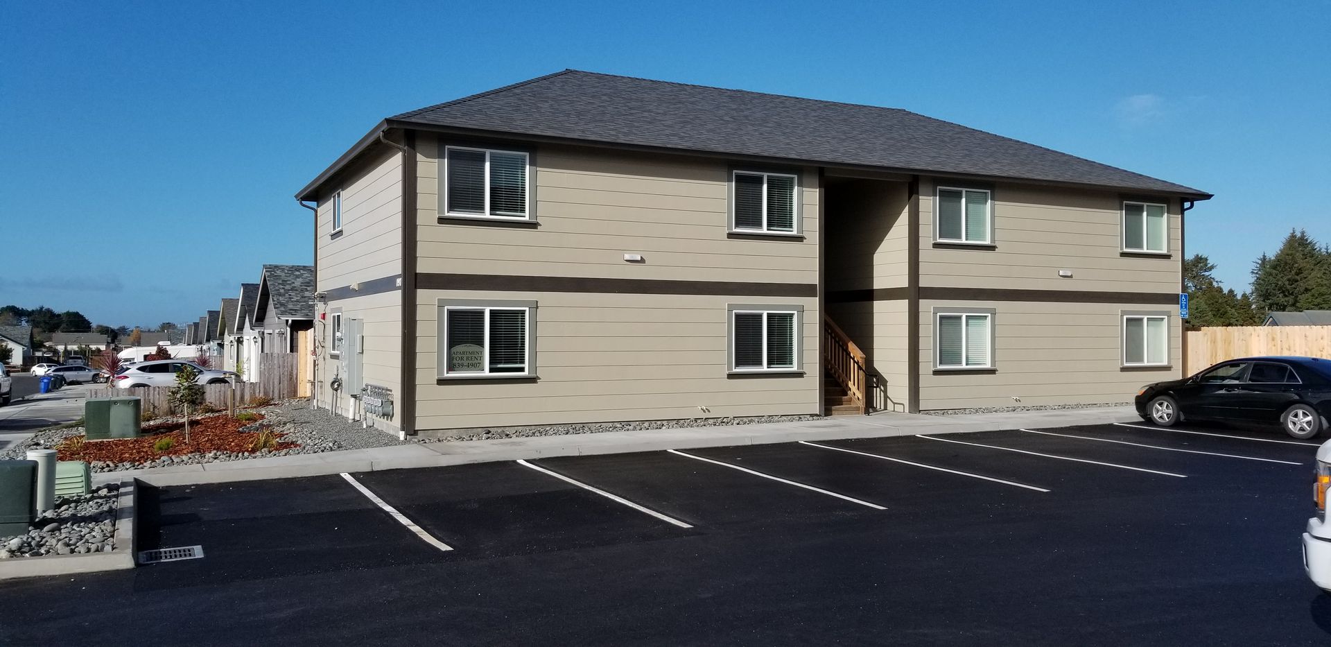 McKinleyville Apartment: 1970 Sagewood Way