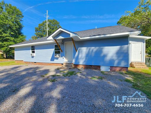 Fully Renovated 3 Bed/1 Bath Duplex Unit in Concord! – photo 1