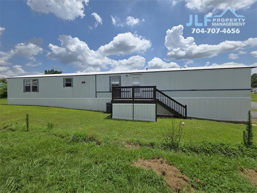 3 Bed/2 Bath Mobile Home in Concord! – photo 1
