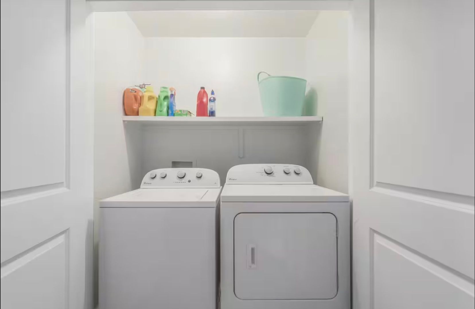 Laundry room at 113 Bayou St Apt 107A