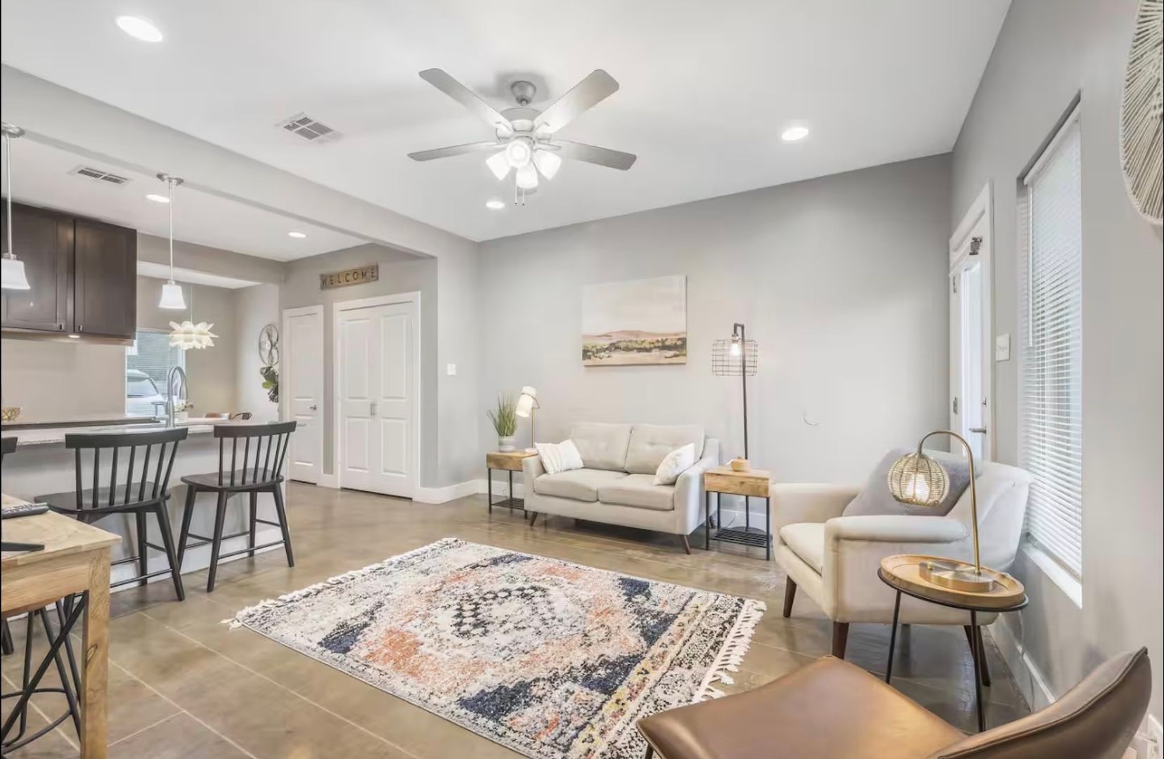 Lafayette Townhome: 113 Bayou St Apt 107A