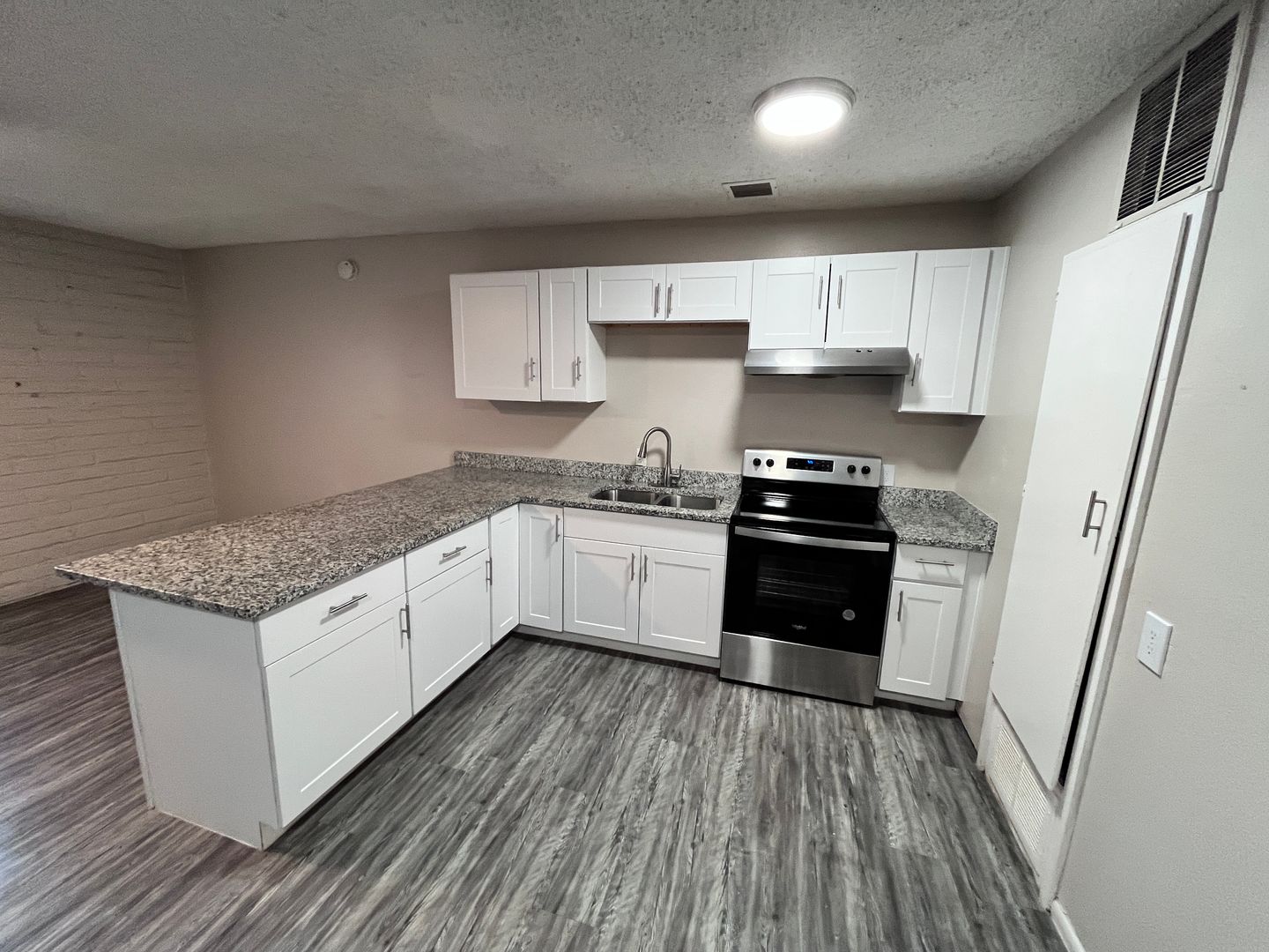 Tucson Apartment: 3449-3471 N. Geronimo Avenue
