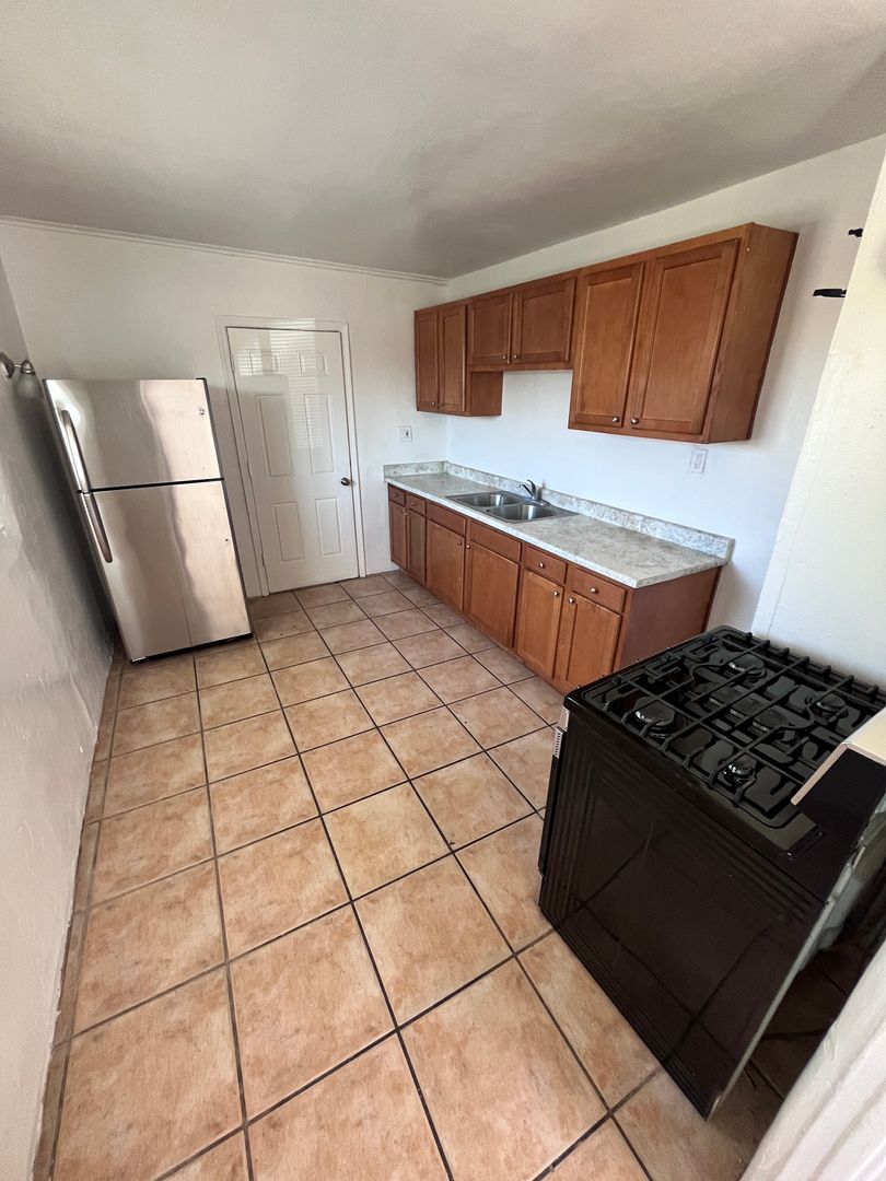 Tucson Apartment: 419-423 E 32nd Street