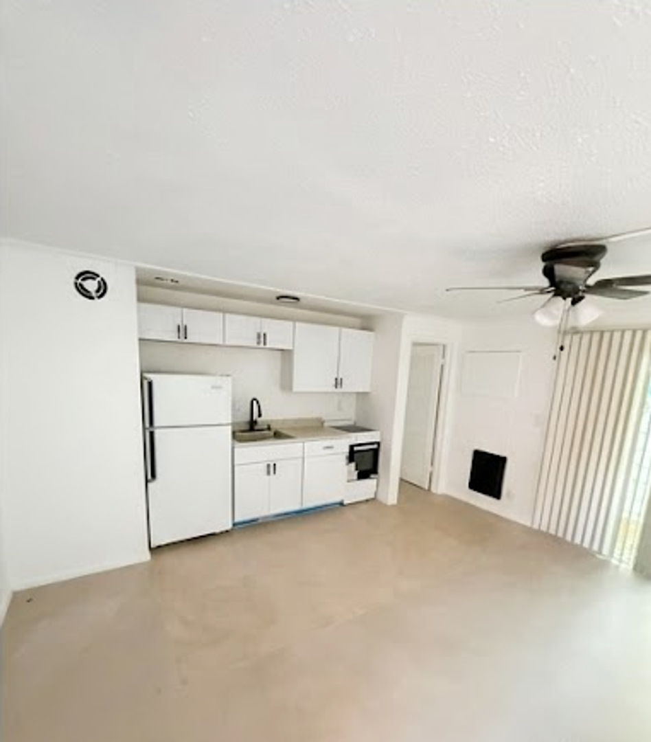 Tucson Apartment: 802-814 N. Alvernon