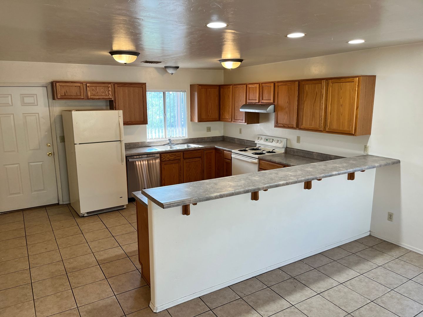 Tucson Apartment: 1102-1104 E. Halcyon Road