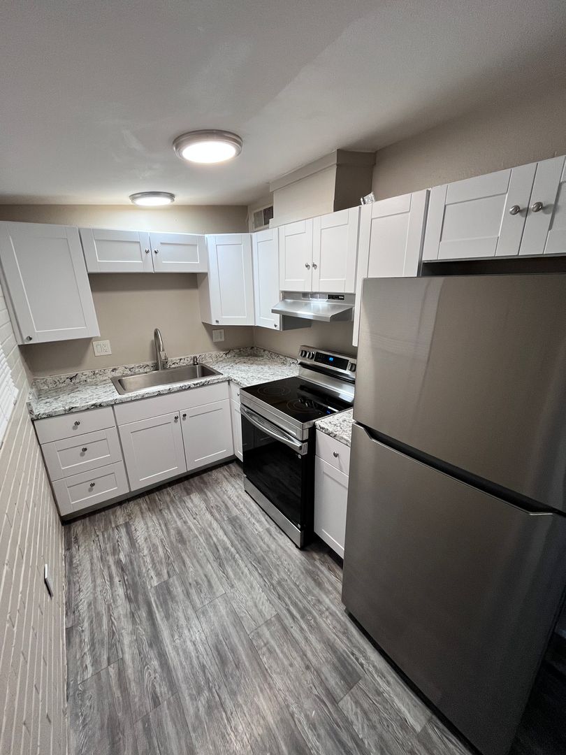 Tucson Apartment: 1704-1710 S. Jefferson Avenue