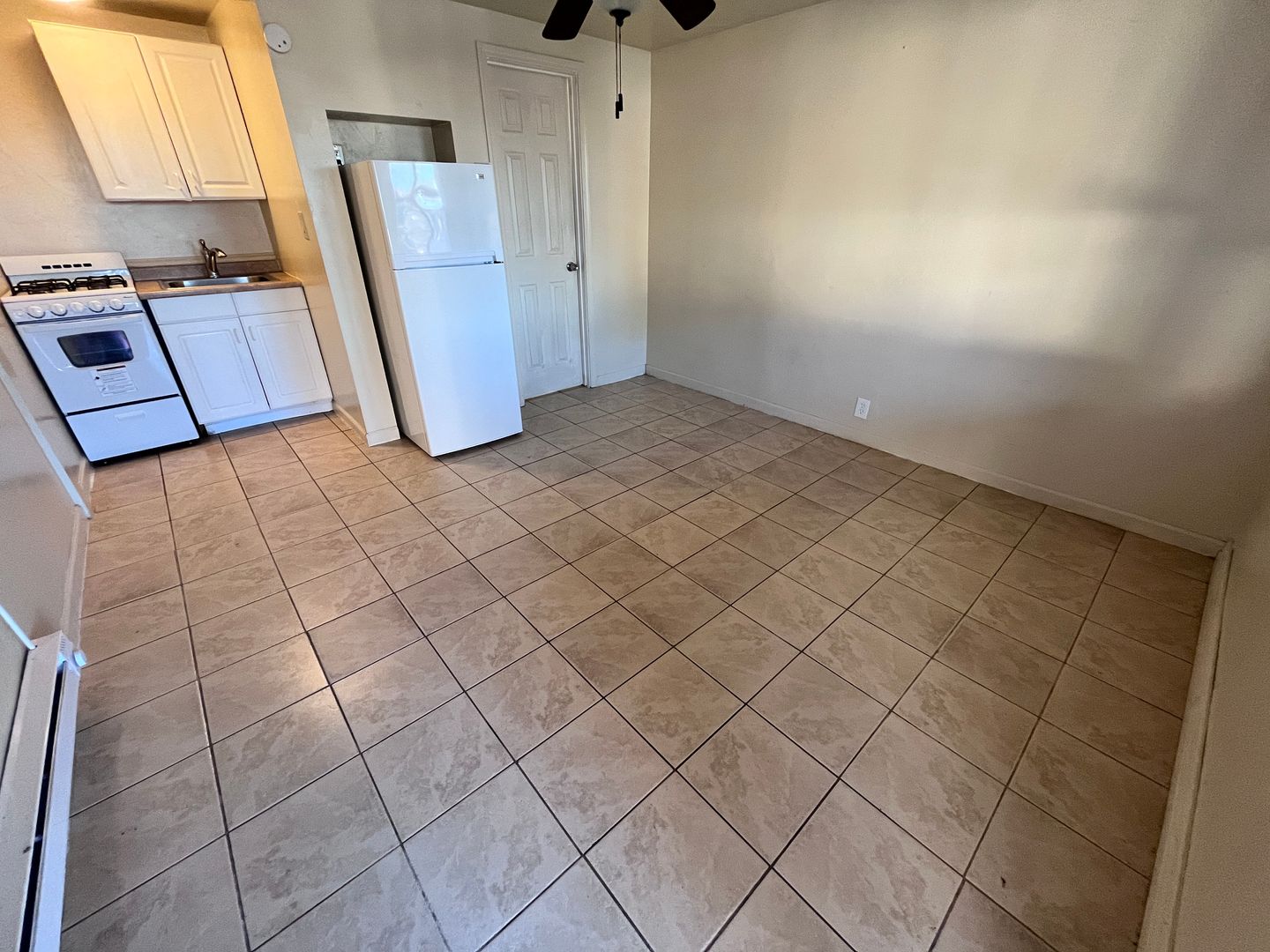 Tucson Townhome: 4675 E Benson Hwy