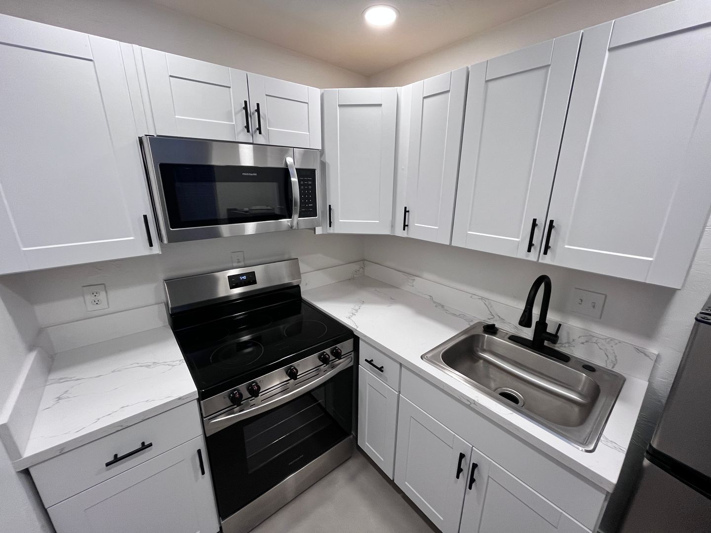 Tucson Apartment: 802-814 N. Alvernon