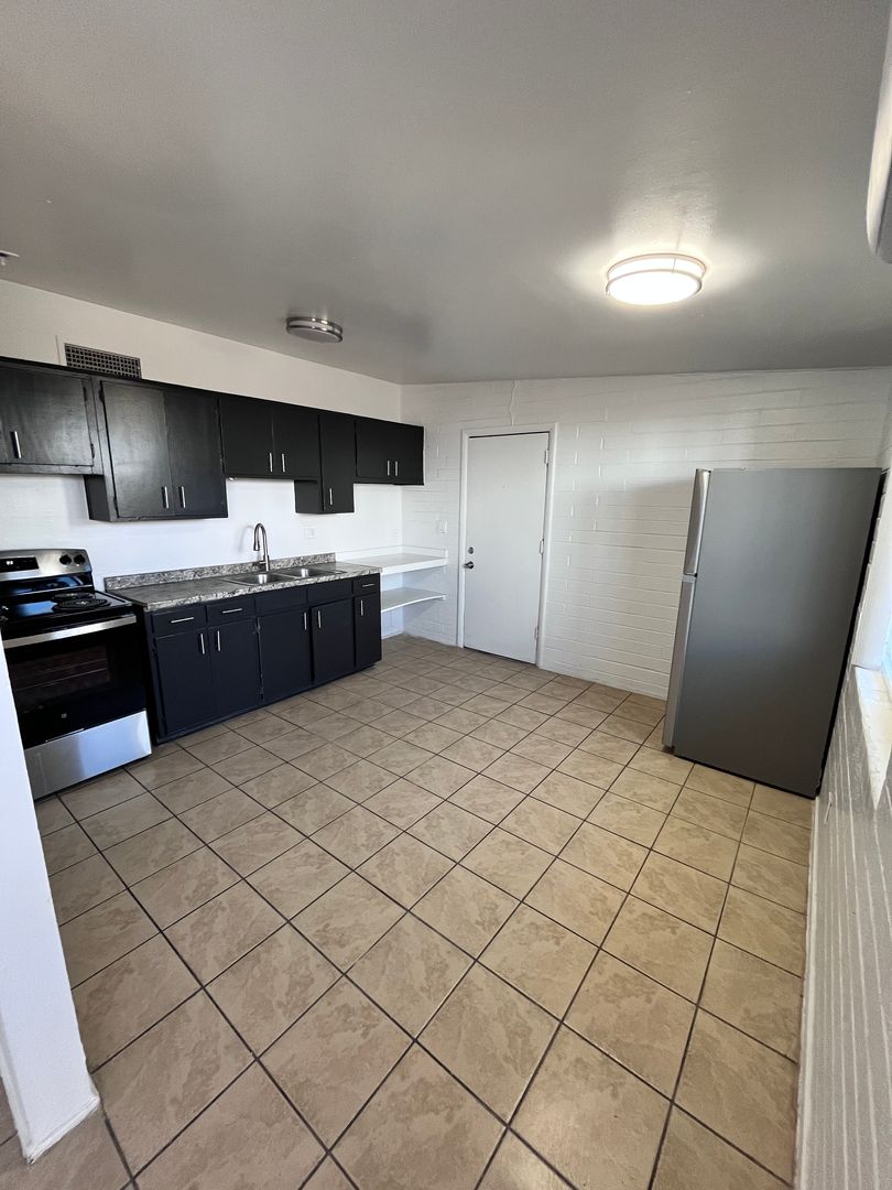 Tucson Apartment: 3240-3276 N. Geronimo Avenue