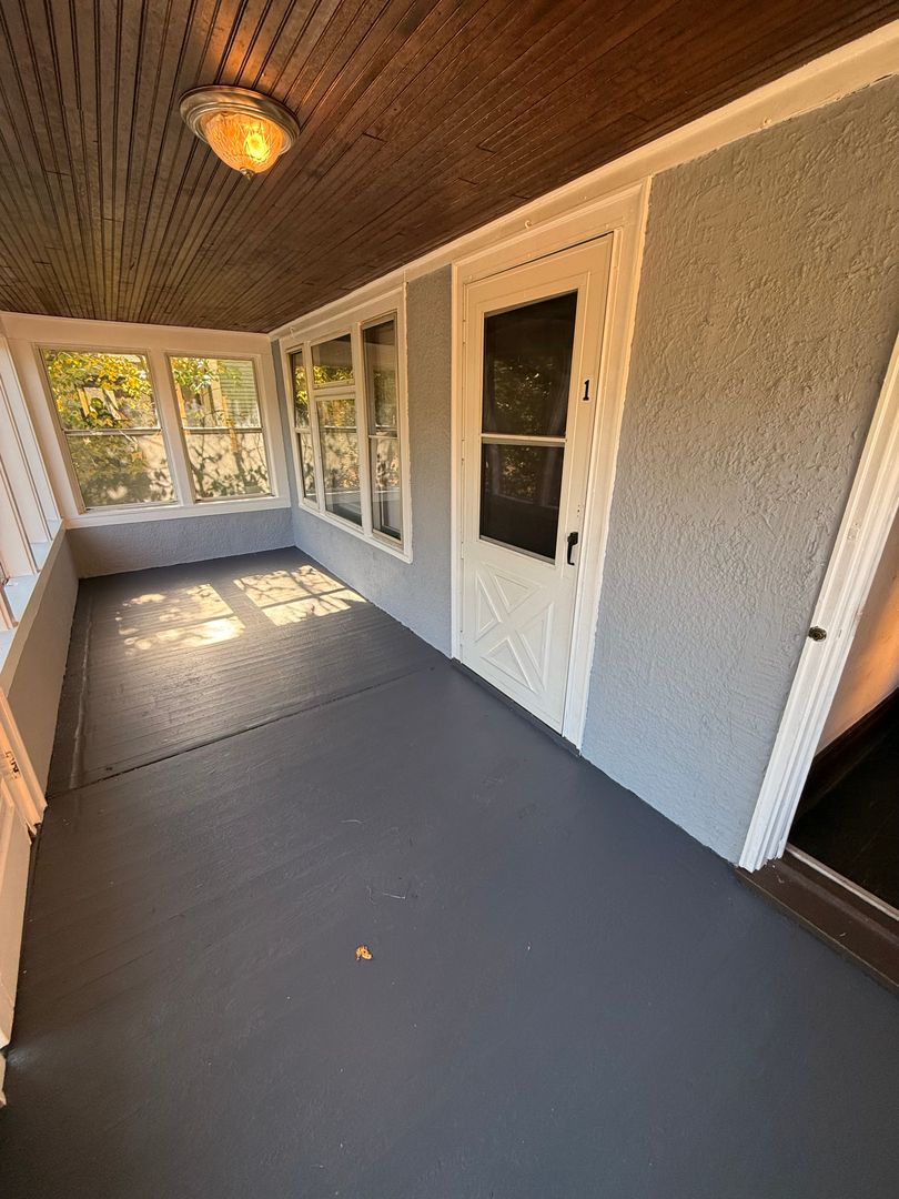 Minneapolis Apartment: 3718 Oakland Ave S