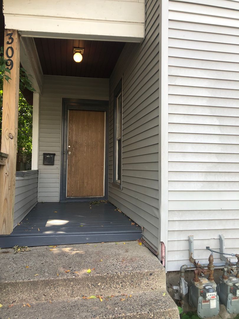 Minneapolis Apartment: 309/311 West 28th Street