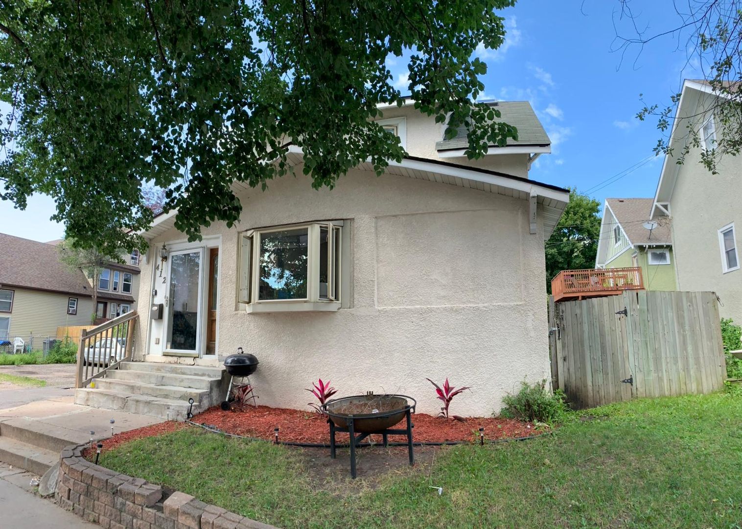Minneapolis House: 412 E 34th St