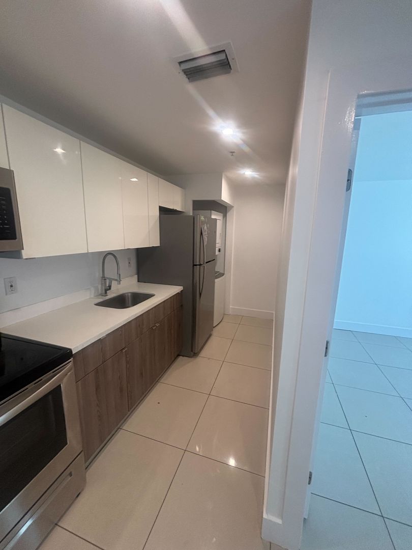 8CHO Apartments 3 of 12