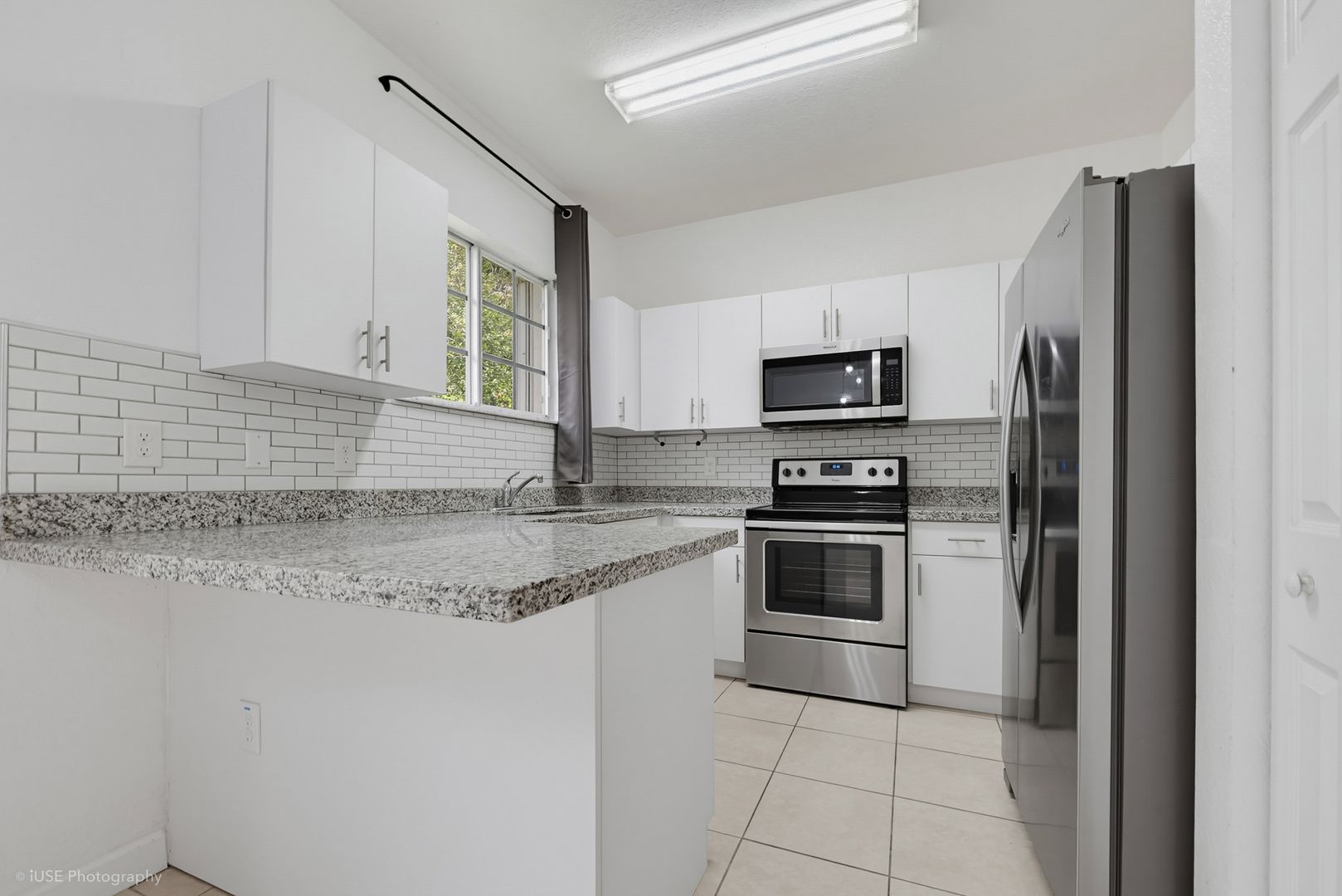2630 NE 3rd Dr 3 of 12