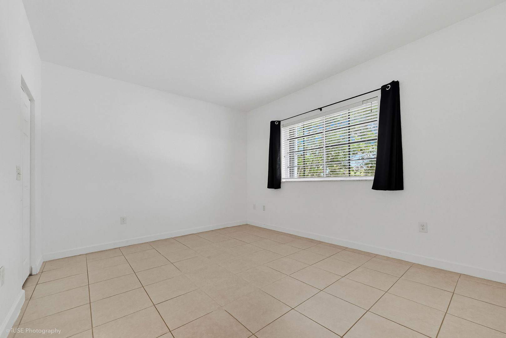 2630 NE 3rd Dr 9 of 12