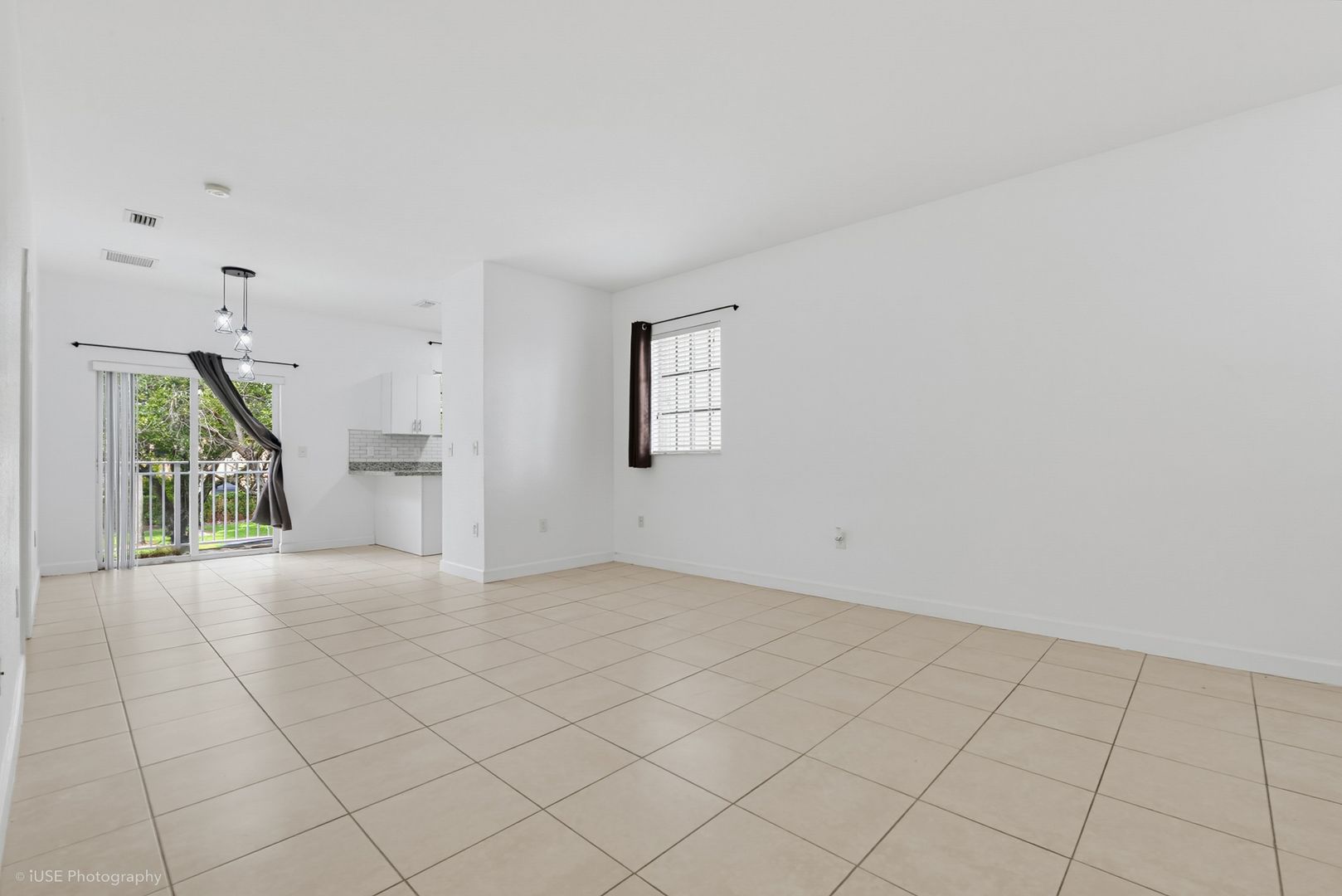 2630 NE 3rd Dr 6 of 12