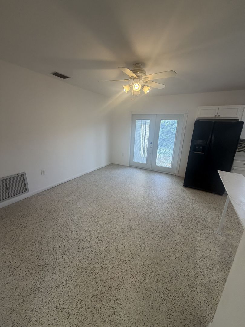 9610 SW 58th St 5 of 12