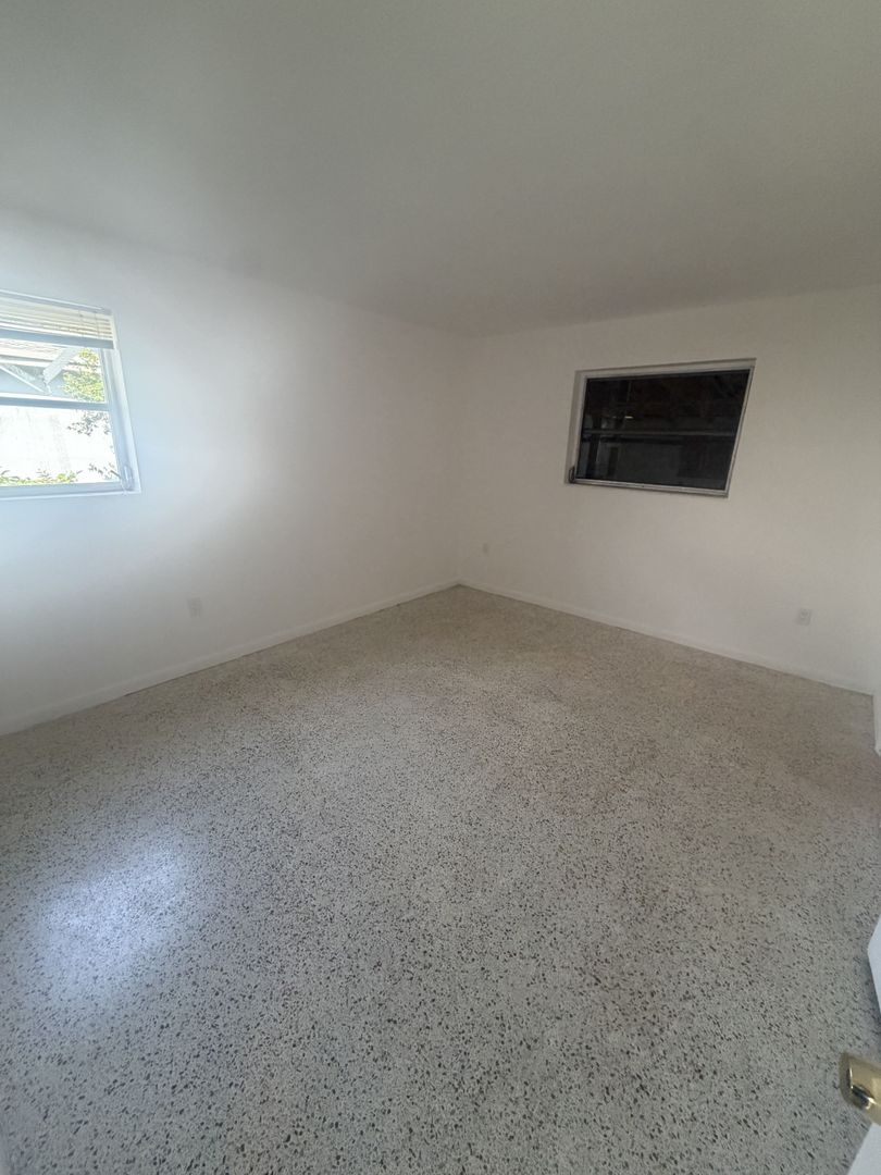 9610 SW 58th St 9 of 12