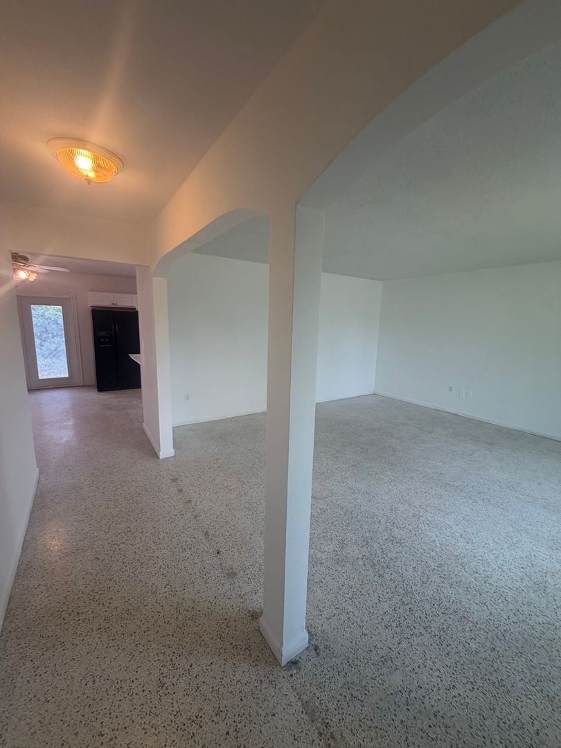 9610 SW 58th St 3 of 12