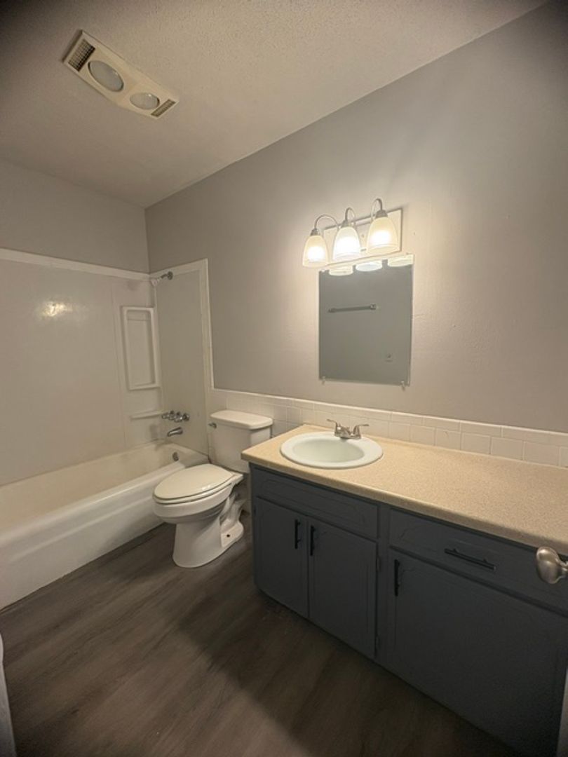 FORT SMITH Apartment: 820 S 17TH ST
