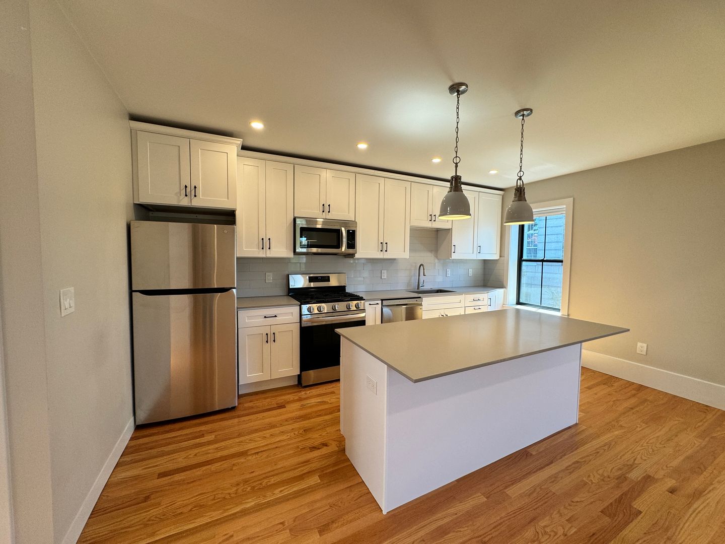 3 Bartlett Street (JP Holland Properties Inc.) 12 of 12