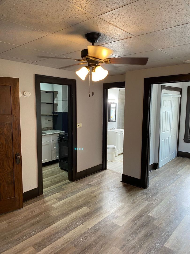 Sioux City Apartment: 301 21st Street