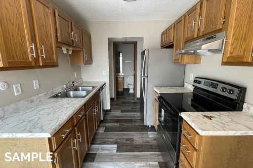 Spacious 2-Bedroom Garden-Level Apartments at Willow Crossing – photo 1