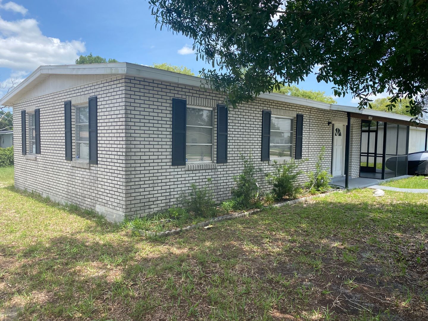 Deltona House: 2309 Idaho Rd