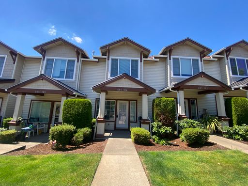 Gorgeous Home Near Amenities & Transit - Overlook at Timberland Condos in Cedar Mill! – photo 1
