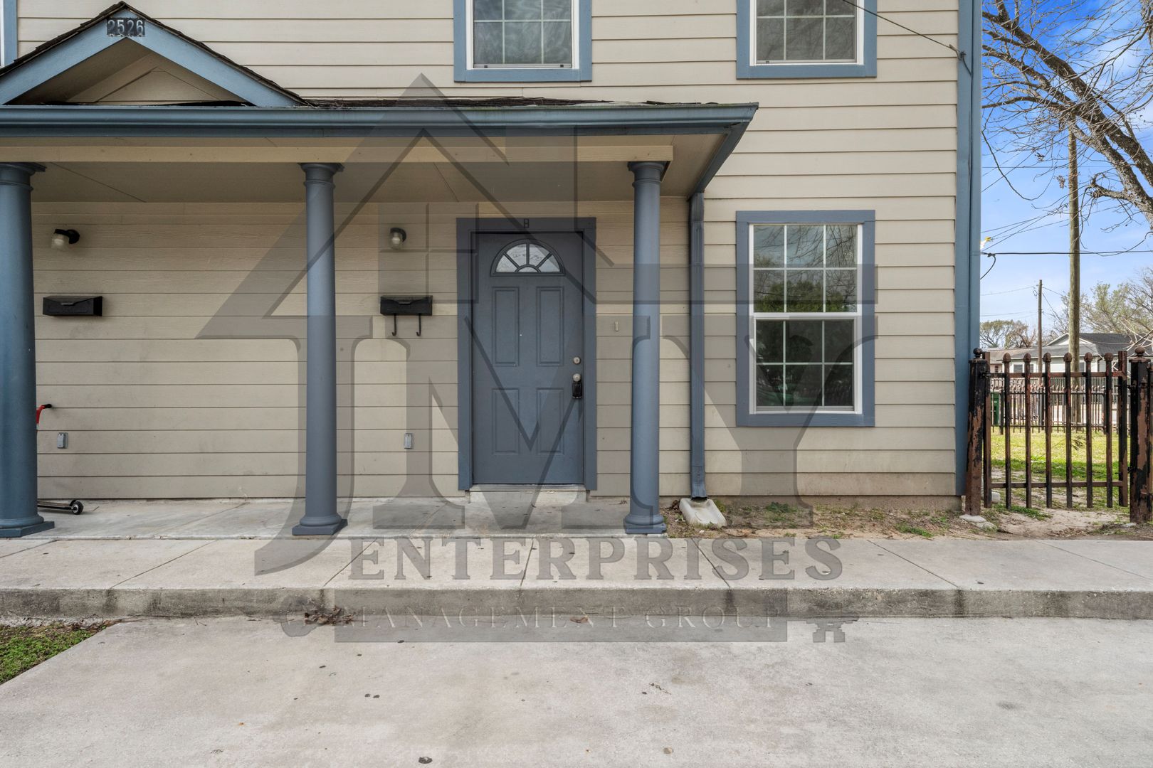 Houston Apartment: 2526 Aldon St