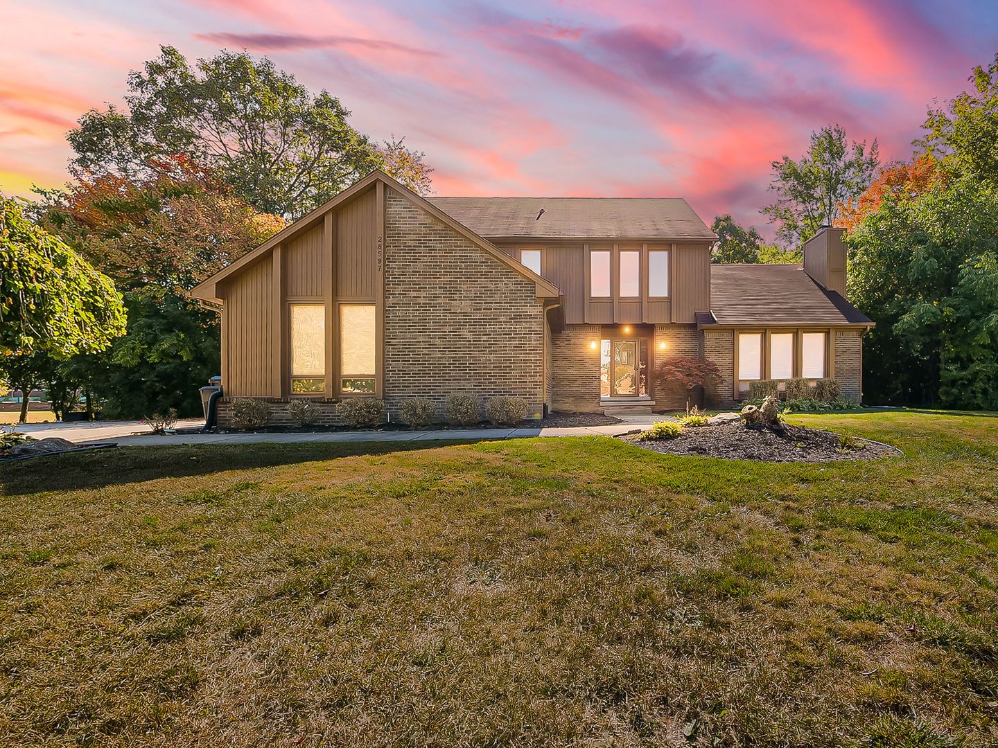 Farmington Hills House: 28597 Bristol Ct