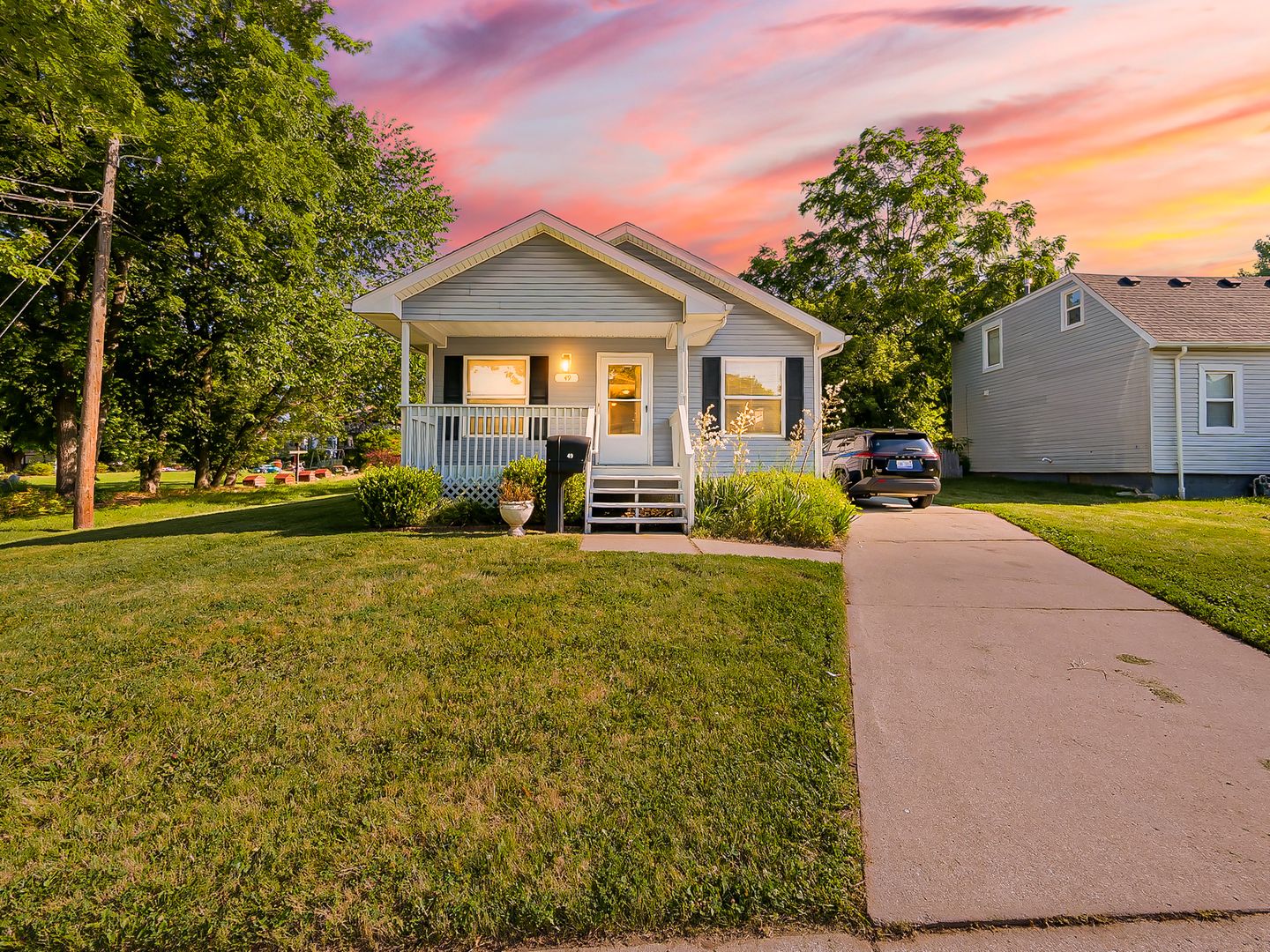Pontiac House: 49 Oakhill Street