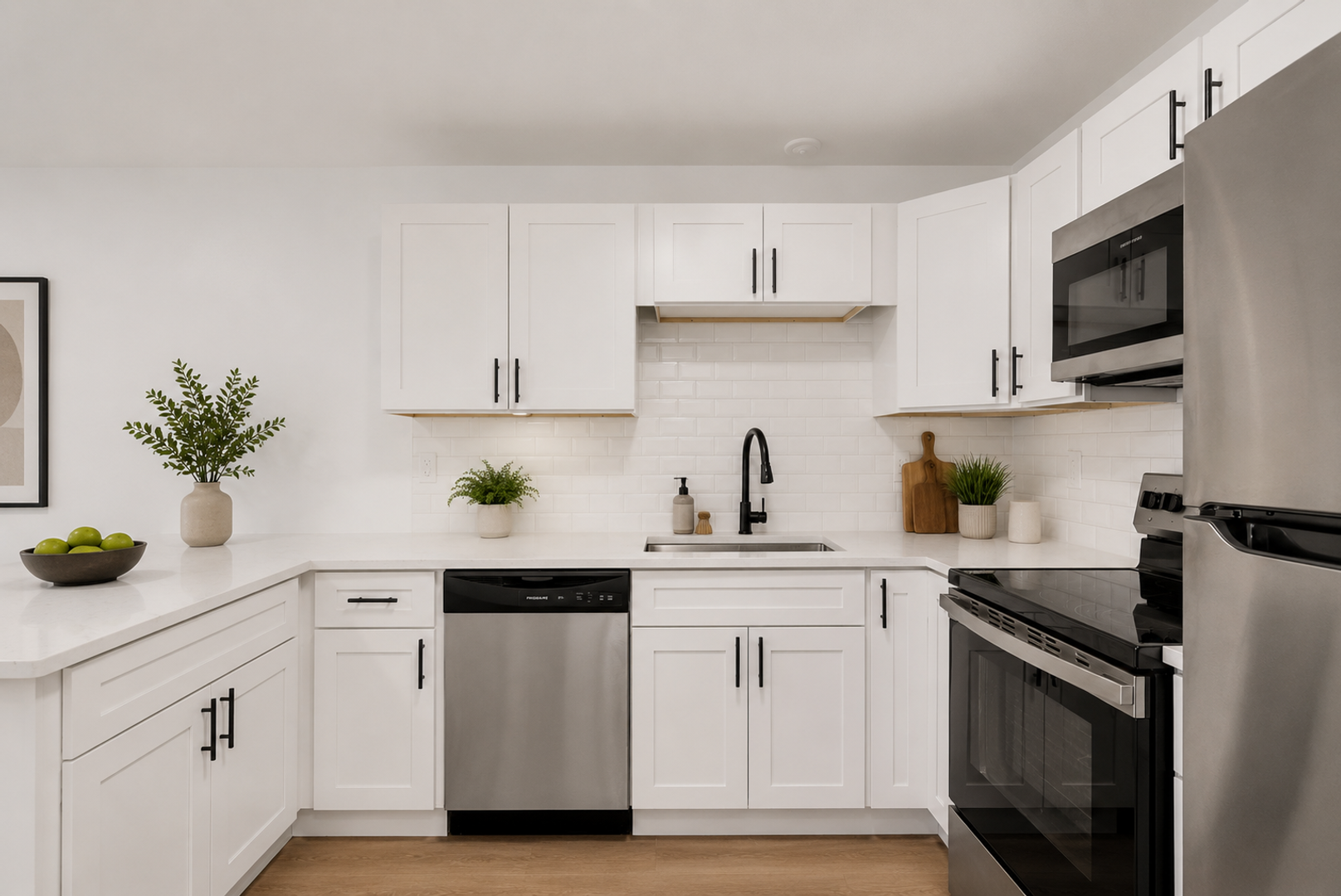Plymouth Apartment: 775 Coolidge