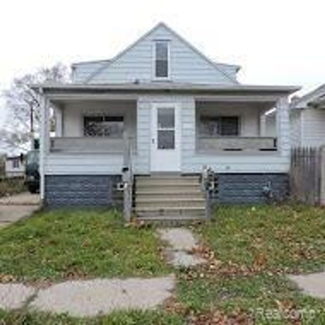 Ecorse House: 4266 12th St Lower Unit