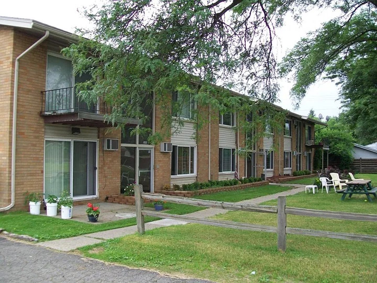 Waterford Apartment: 1490 Nancywood Drive