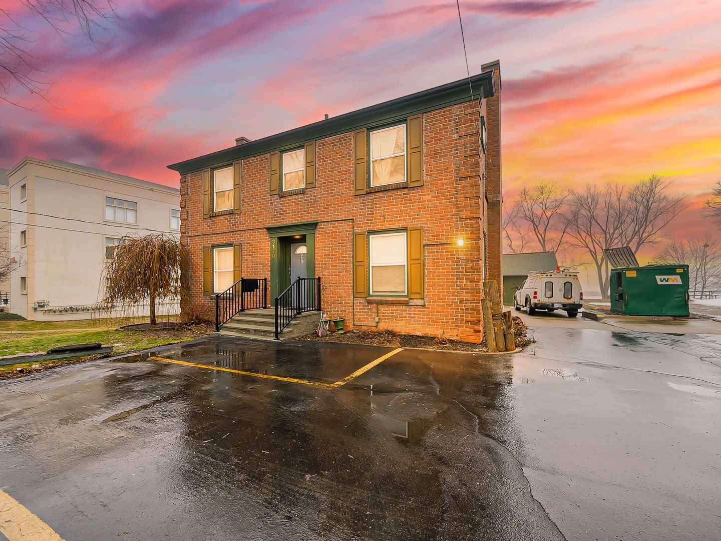 Waterford Apartment: 3170 Dixie Hwy