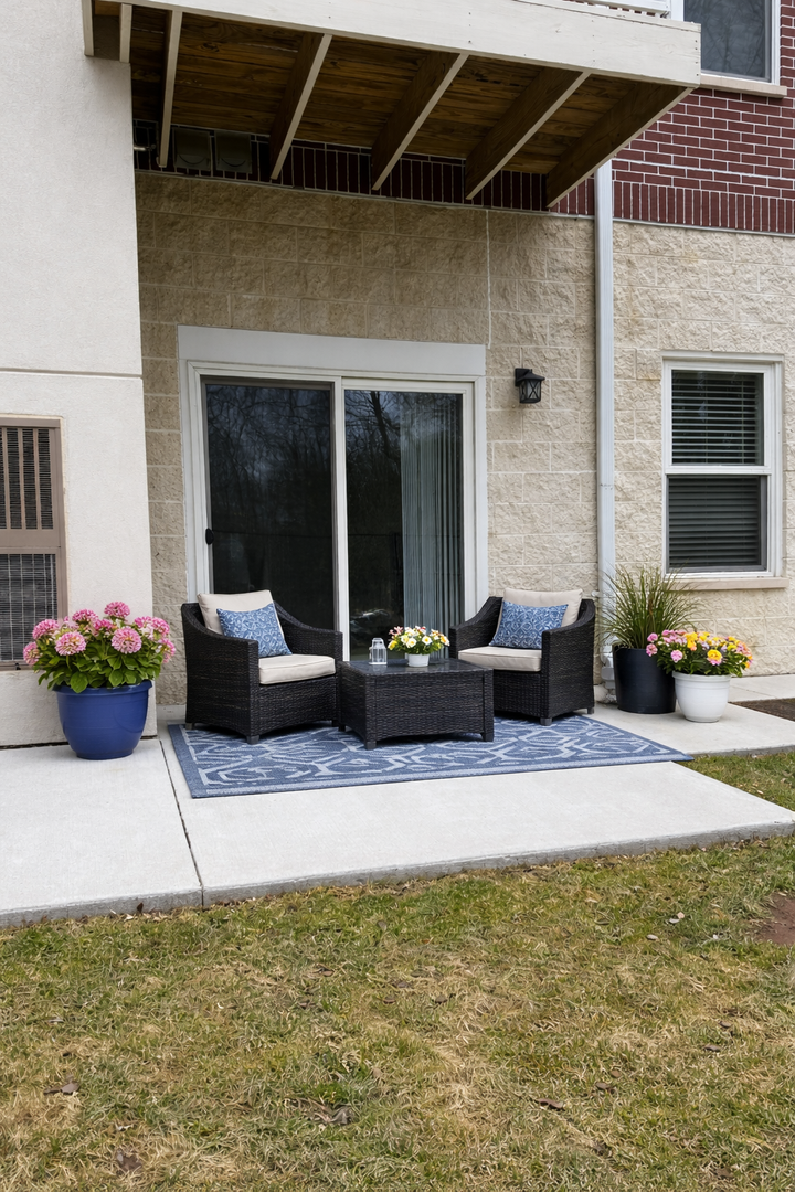 Westland Apartment: 31480 Warren Rd