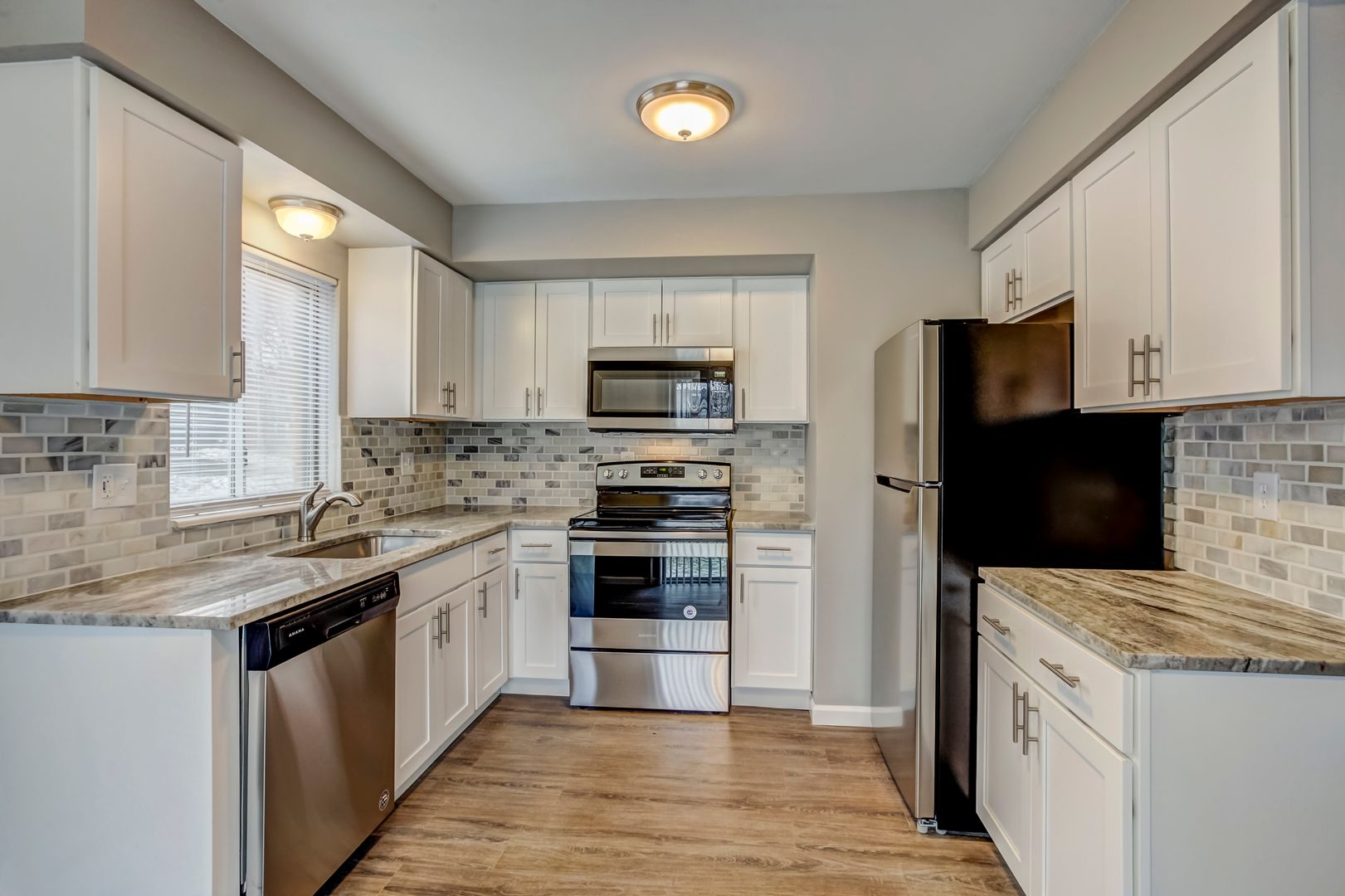 Walled Lake Apartment: 2153 Decker Rd