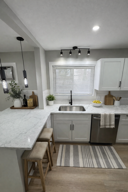 Coming Soon! Just Steps from Downtown Plymouth – Newly Renovated 1 Bed / 1 Bath Apartment – photo 1