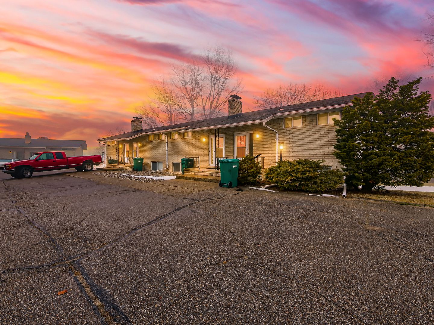 White Lake Townhome: 151  Huronview Ct.