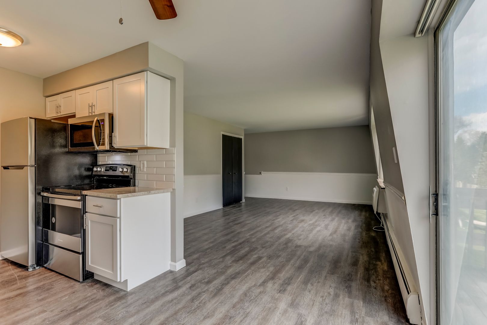 Walled Lake Apartment: 2163 Decker Rd