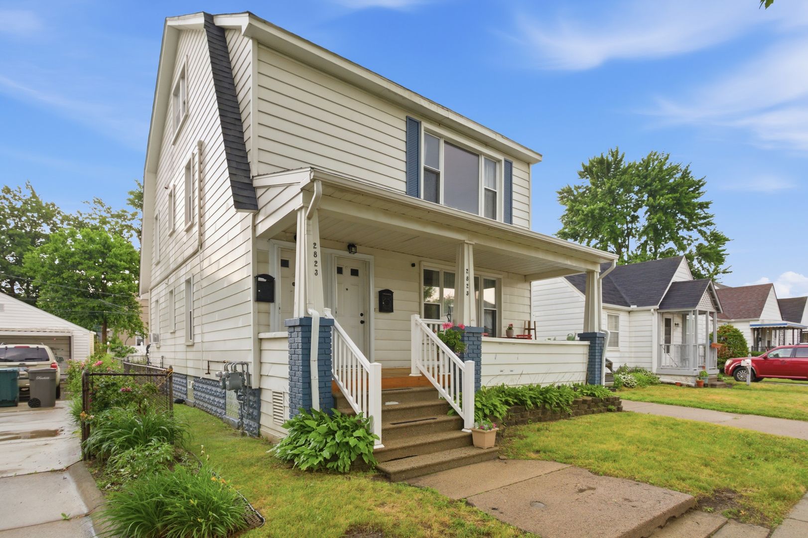Dearborn House: 2823 Queen Street
