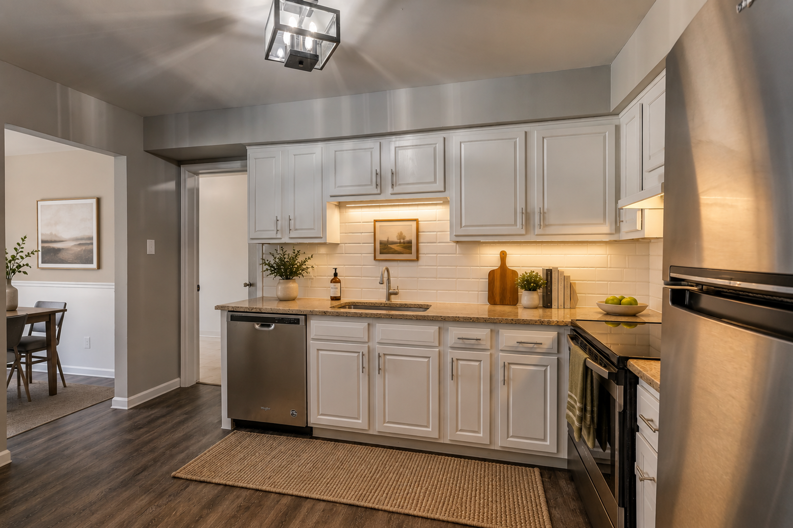 Farmington Hills Apartment: 32023 W 14 Mile Rd
